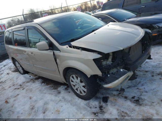  Salvage Chrysler Town & Country