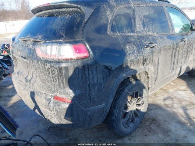 Jeep Cherokee Altitude Lux 4x4 Image 2