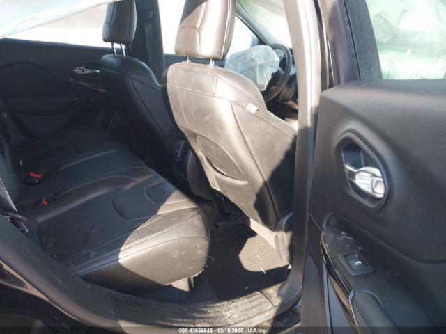 Jeep Cherokee Altitude Lux 4x4 Image 11