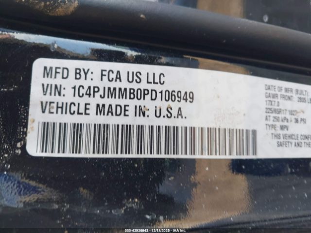 Jeep Cherokee Altitude Lux 4x4 Image 9