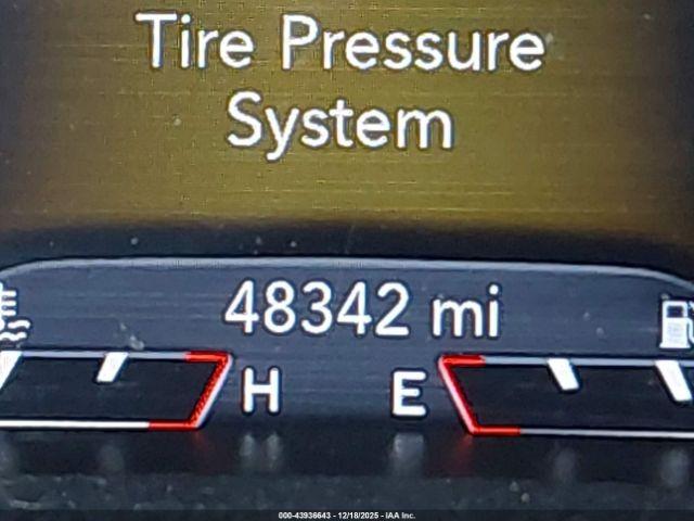 Jeep Cherokee Altitude Lux 4x4 Image 12