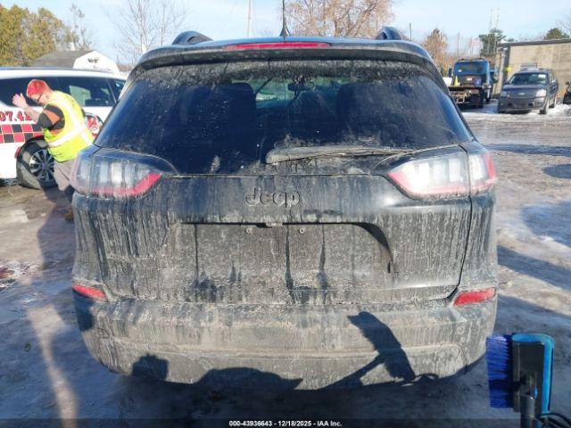 Jeep Cherokee Altitude Lux 4x4 Image 14