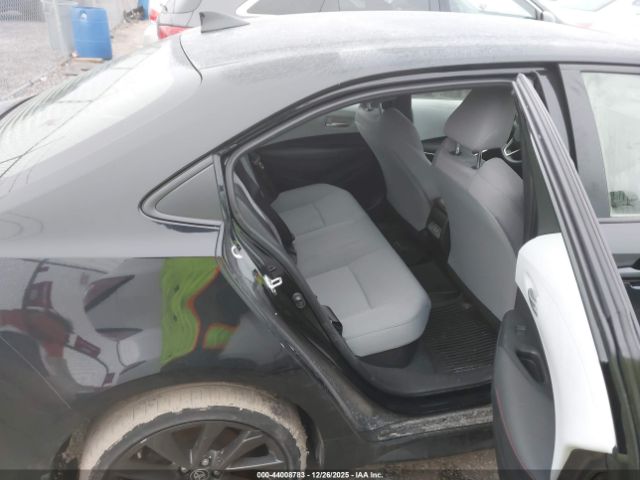 Toyota Corolla Hybrid Se Image 9