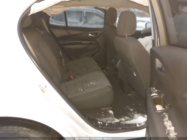 Chevrolet Equinox Awd Lt Image 2