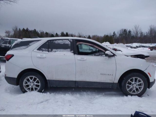 Chevrolet Equinox Awd Lt Image 10