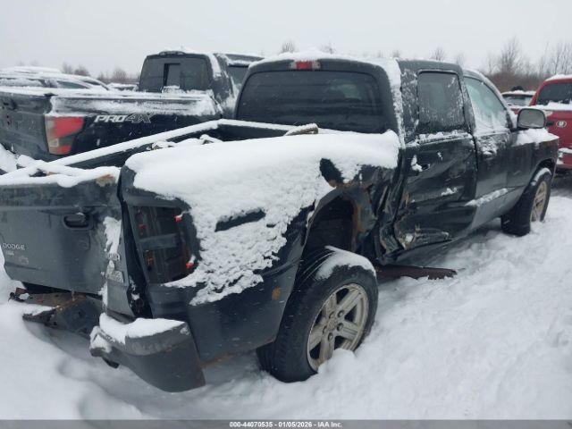 Dodge Dakota Image 11