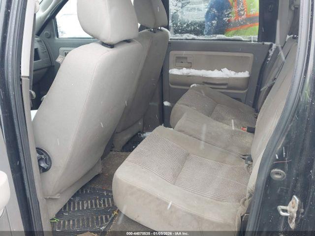 Dodge Dakota Image 13