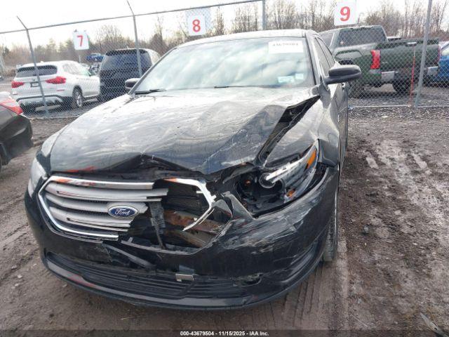 Ford Taurus Sel Image 11