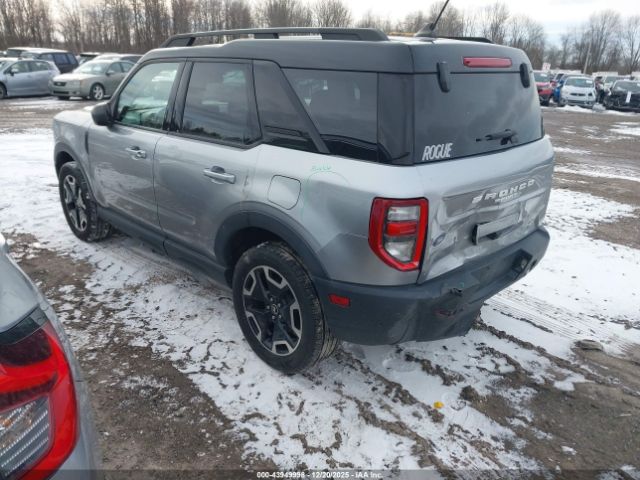 Ford Bronco Outer Banks Image 5