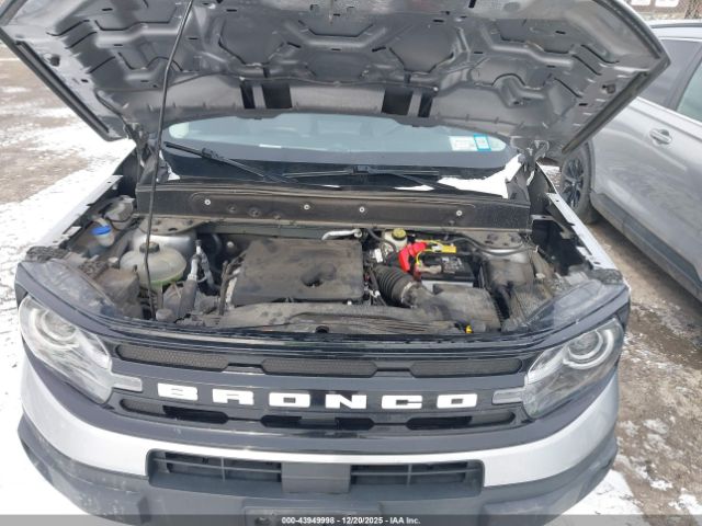 Ford Bronco Outer Banks Image 4