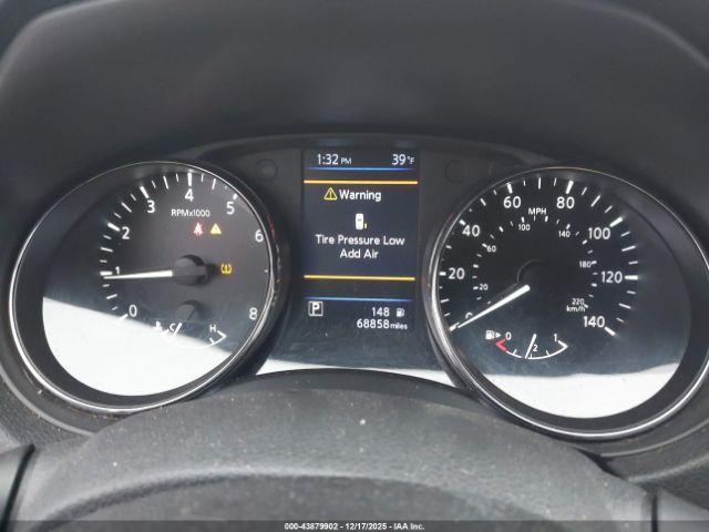 Nissan Rogue Sv Image 4