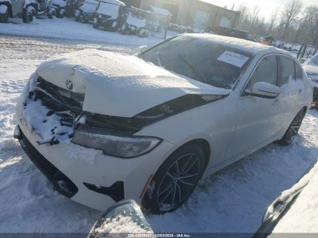 BMW 3 Series Xdrive Image 2