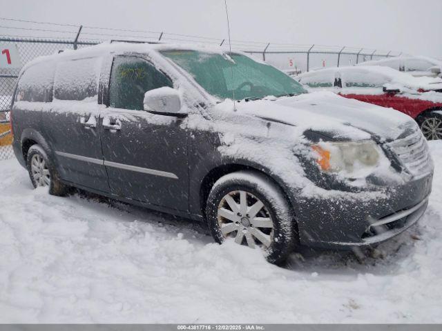  Salvage Chrysler Town & Country