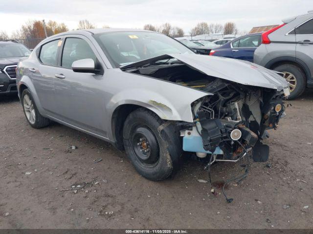  Salvage Dodge Avenger