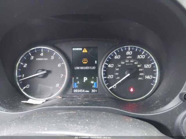 Mitsubishi Outlander Es Image 11