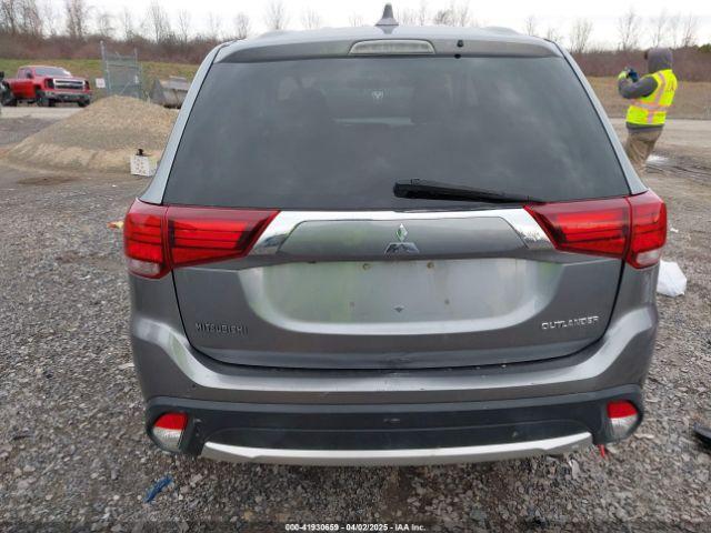 Mitsubishi Outlander Es Image 15