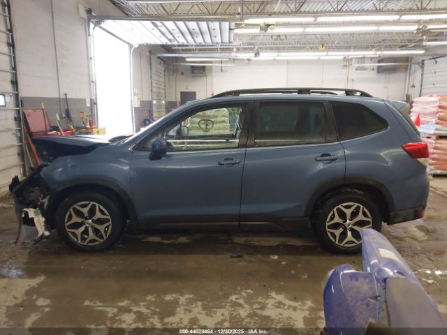 Subaru Forester Premium Image 16