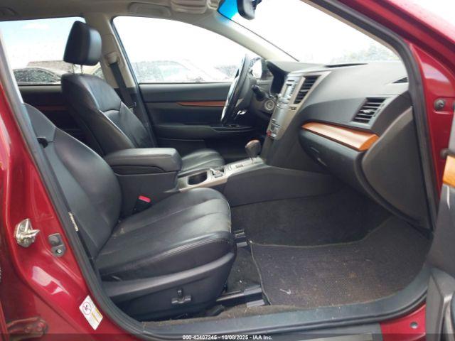 Subaru Outback 2.5i Limited Image 7