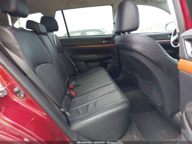 Subaru Outback 2.5i Limited Image 9