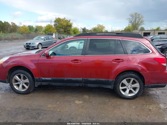 Subaru Outback 2.5i Limited Image 16