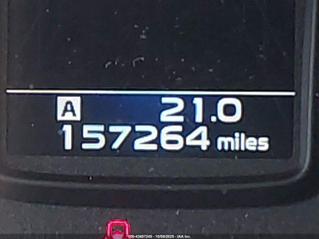 Subaru Outback 2.5i Limited Image 12