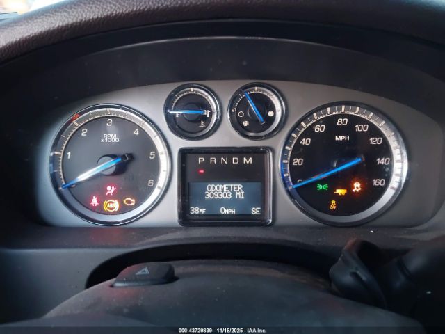 Cadillac Escalade Luxury Image 12