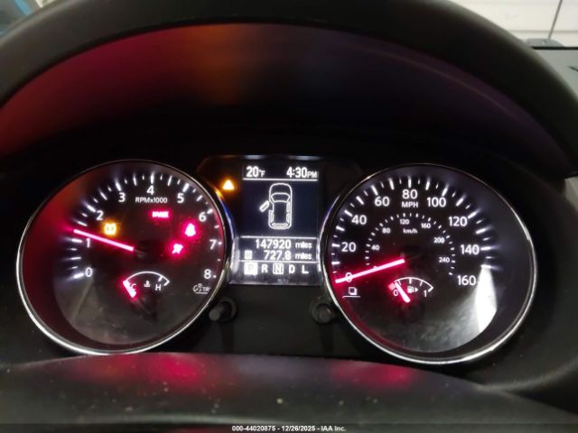 Nissan Rogue S Image 15