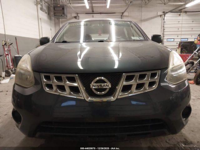 Nissan Rogue S Image 3