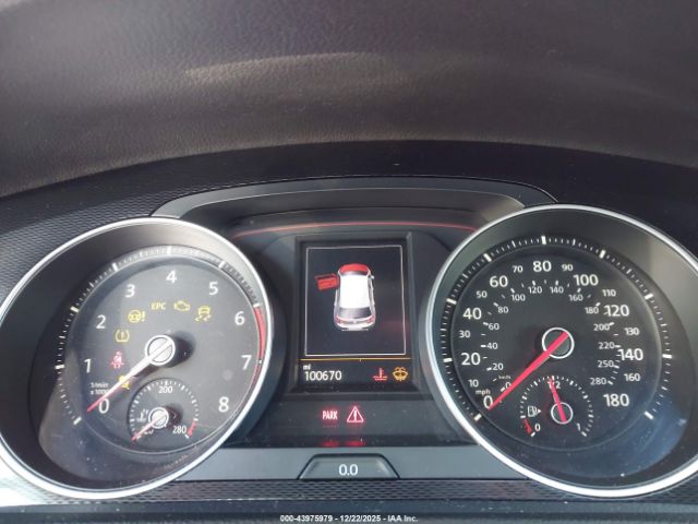 Volkswagen Golf Image 5