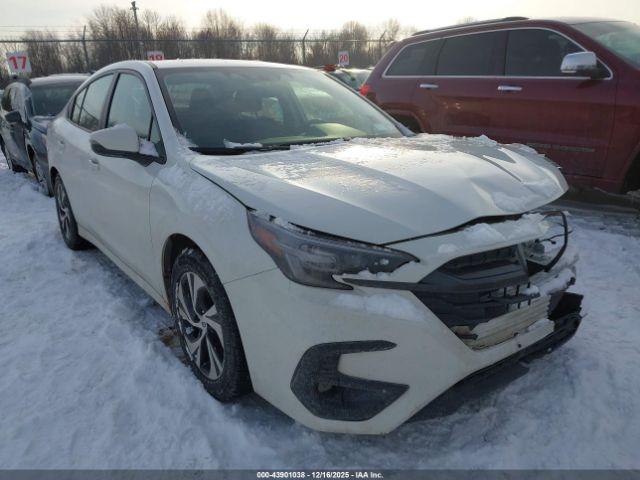  Salvage Subaru Legacy