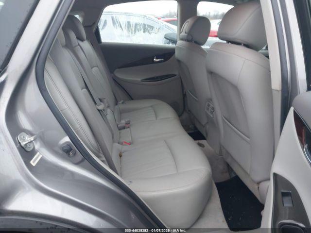 INFINITI Ex Journey Image 7