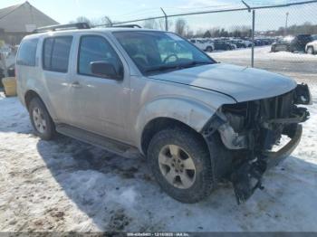  Salvage Nissan Pathfinder
