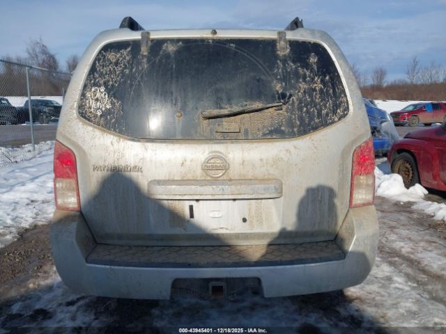 Nissan Pathfinder S Image 14