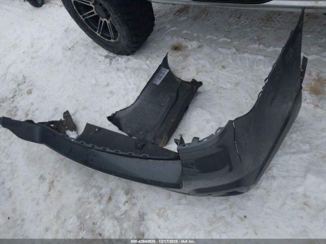 Subaru Outback 2.5i Limited Image 8