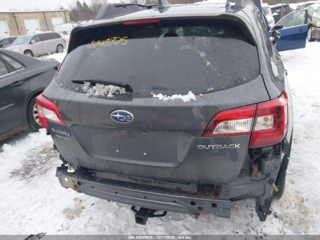 Subaru Outback 2.5i Limited Image 15