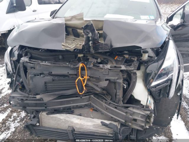 Cadillac XT5 Awd Luxury Image 2