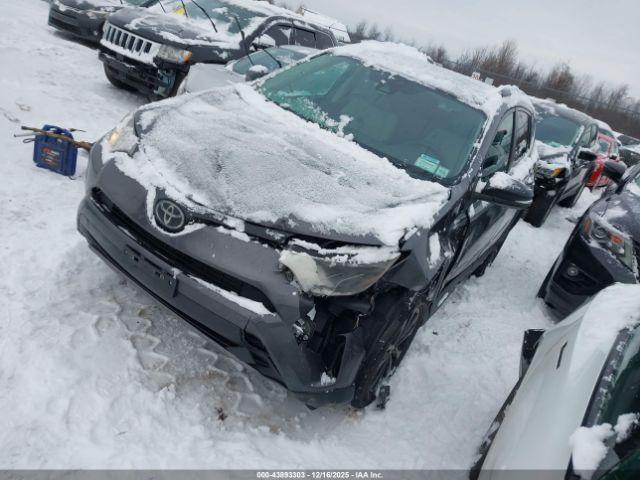 Toyota RAV4 Adventure Image 3