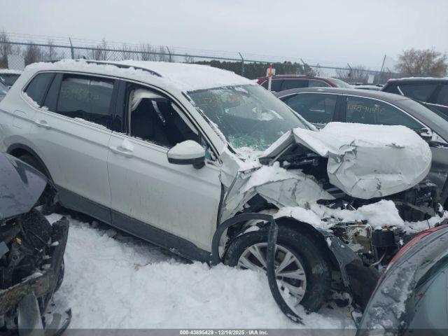  Salvage Volkswagen Tiguan