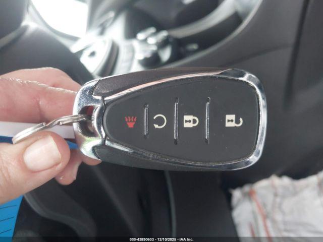 Chevrolet Trax Lt Image 2