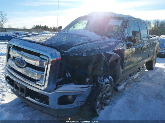 Ford F-350 Lariat Image 14