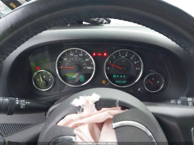 Jeep Wrangler Sahara 4x4 Image 7