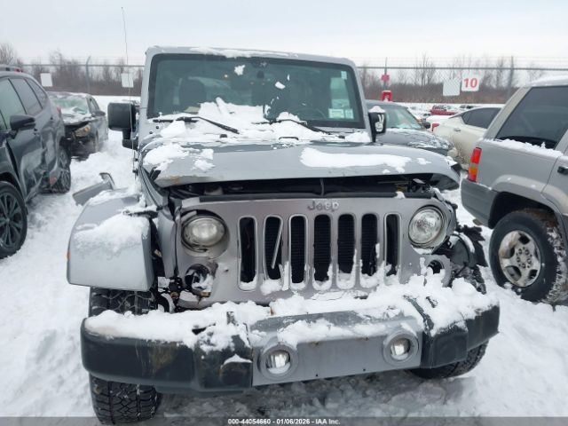 Jeep Wrangler Sahara 4x4 Image 11
