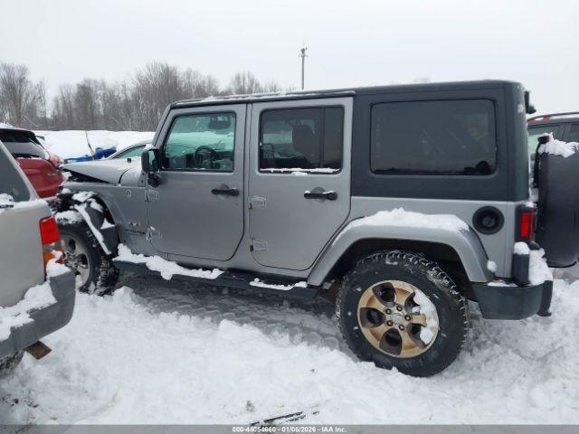 Jeep Wrangler Sahara 4x4 Image 8