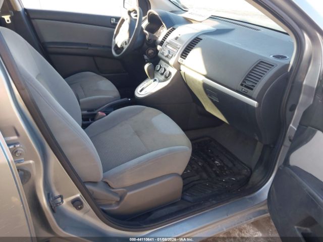 Nissan Sentra 2.0s Image 8