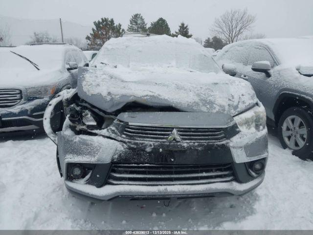 Mitsubishi Outlander 2.0 Le Image 4