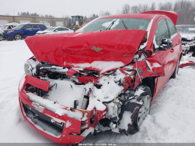 Chevrolet Sonic Lt Auto Image 11