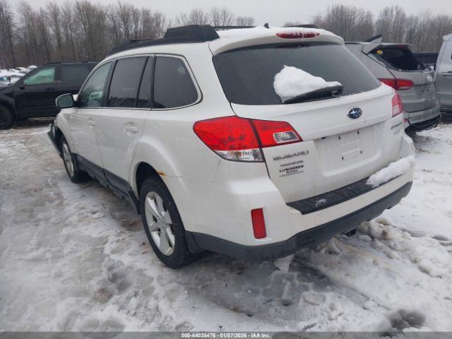 Subaru Outback 2.5i Limited Image 6