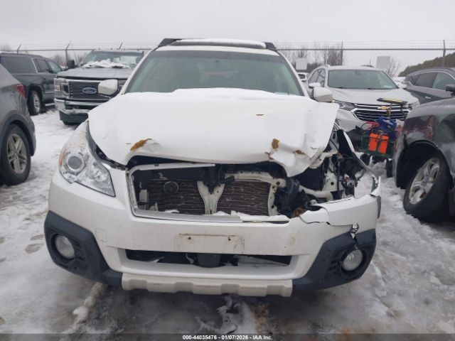 Subaru Outback 2.5i Limited Image 14