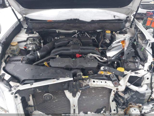 Subaru Outback 2.5i Limited Image 2