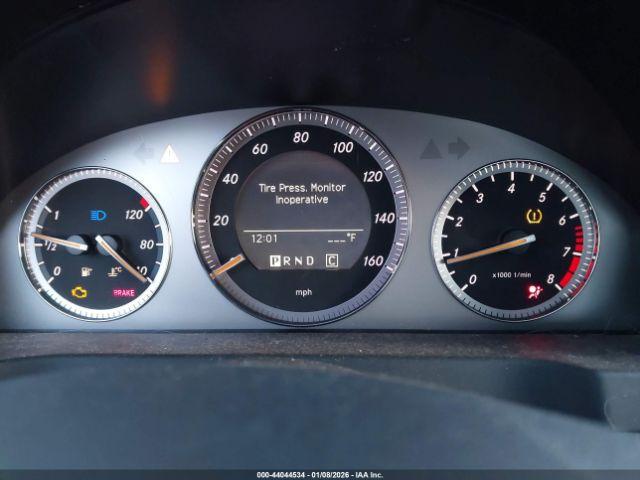 Mercedes-Benz C-Class Image 9